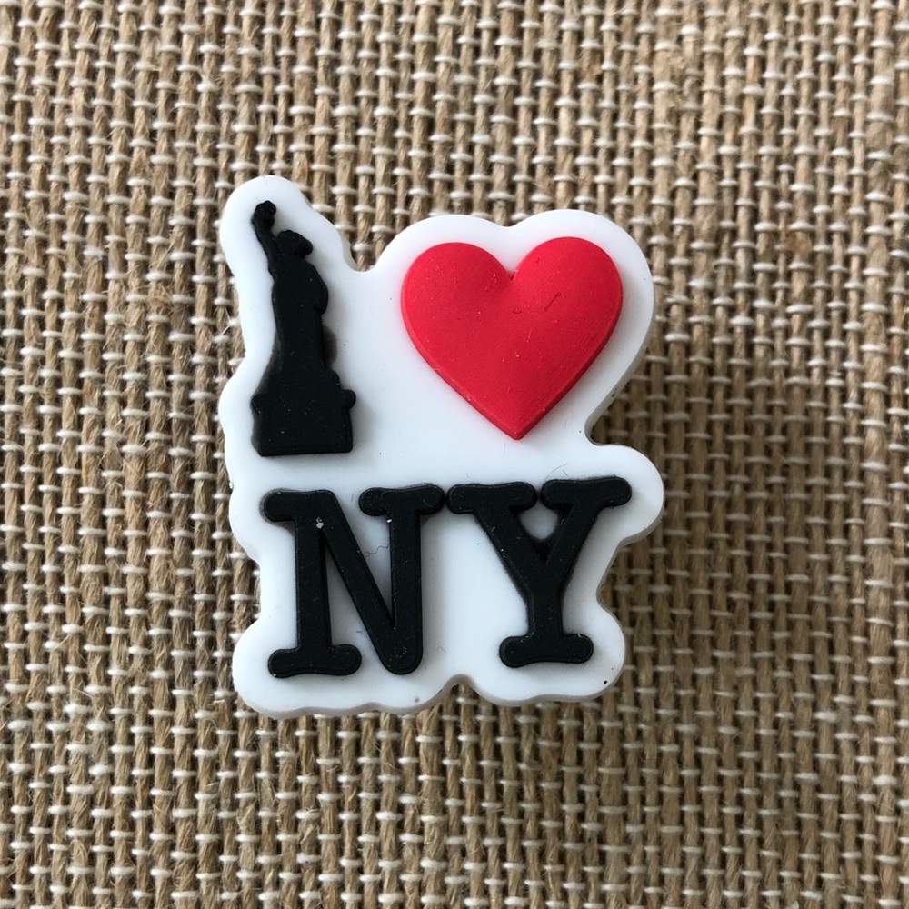 3 for $15 🎉 I ❤️ NEW YORK Customized Shoe Charm
